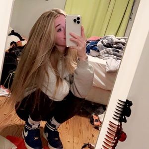 Meet your Posher, Brittani